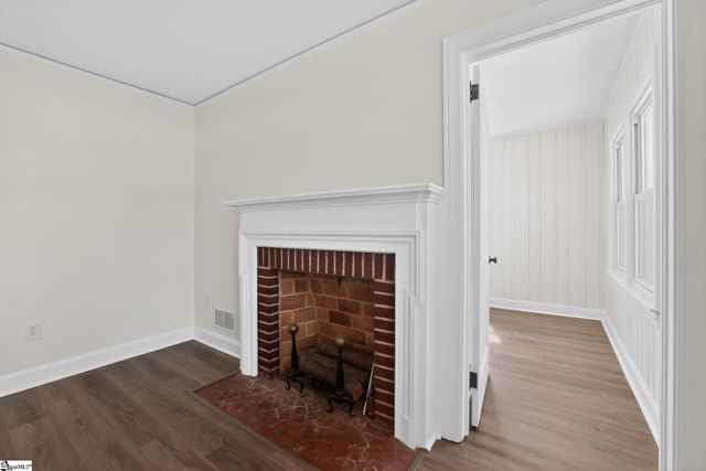 23 Springfield Avenue, Greenville, SC 29611