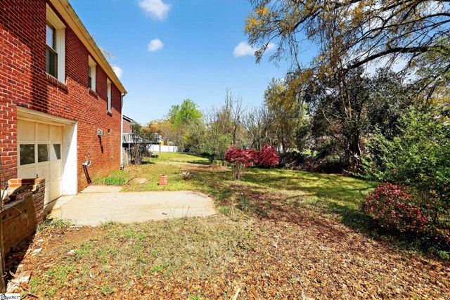 23 Springfield Avenue, Greenville, SC 29611