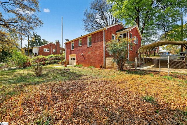 23 Springfield Avenue, Greenville, SC 29611