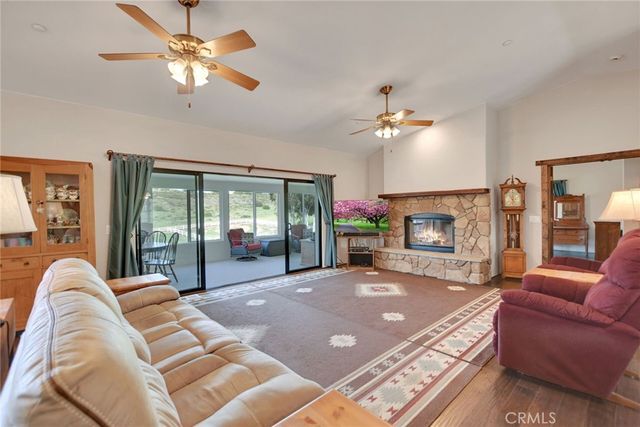32068 Anna Marie Lane, Bonsall, CA 92003