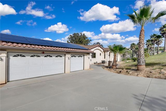 32068 Anna Marie Lane, Bonsall, CA 92003