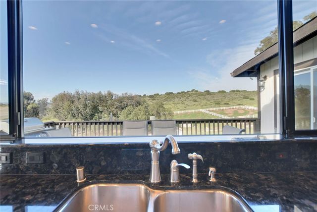 32068 Anna Marie Lane, Bonsall, CA 92003