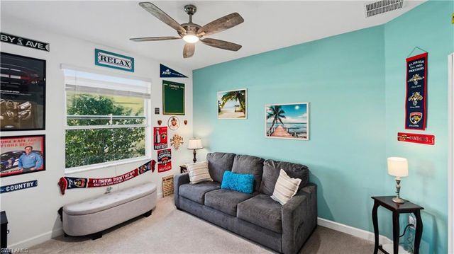 9092 Leatherwood LOOP, Lehigh Acres, FL 33936