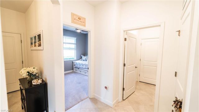 9092 Leatherwood LOOP, Lehigh Acres, FL 33936