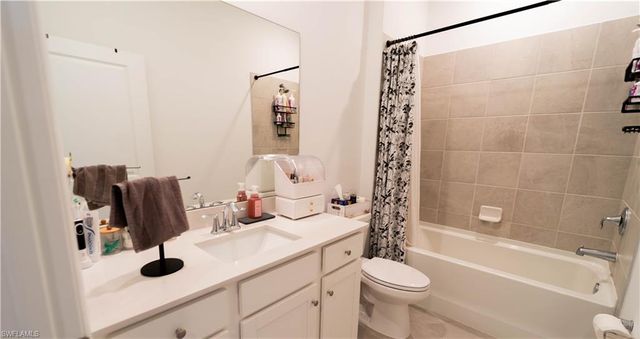 9092 Leatherwood LOOP, Lehigh Acres, FL 33936