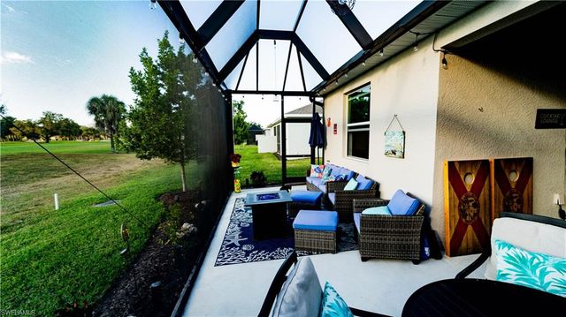 9092 Leatherwood LOOP, Lehigh Acres, FL 33936