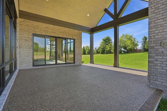 5803 Cotswold Drive 17, Washington Twp, MI 48094