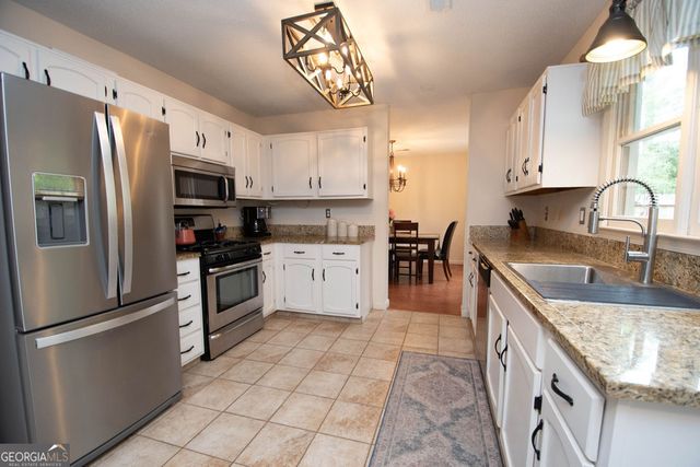 511 Planceer Place, Peachtree City, GA 30269