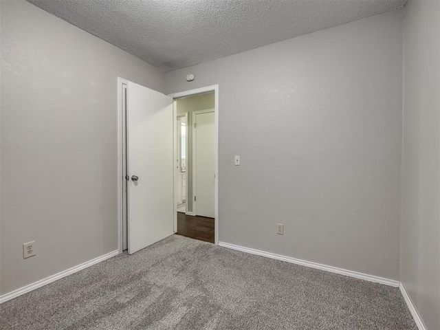 637 E 27th Street, Edmond, OK 73013