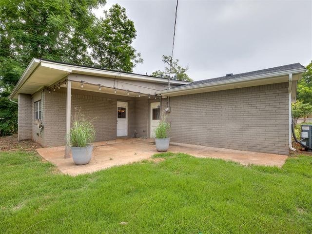 637 E 27th Street, Edmond, OK 73013