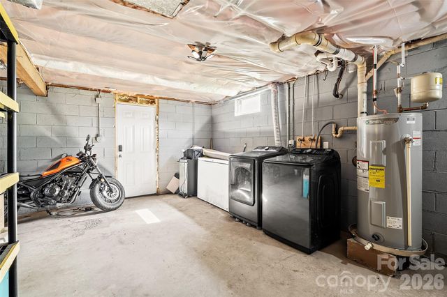 708 Prince Drive, Hendersonville, NC 28791
