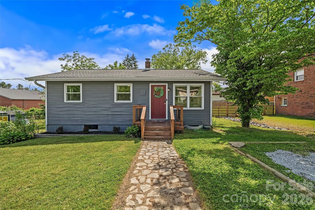 708 Prince Drive, Hendersonville, NC 28791