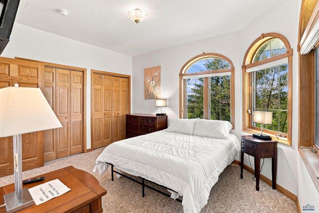 1901 HARMONY HEIGHTS LN, Rapid City, SD 57701