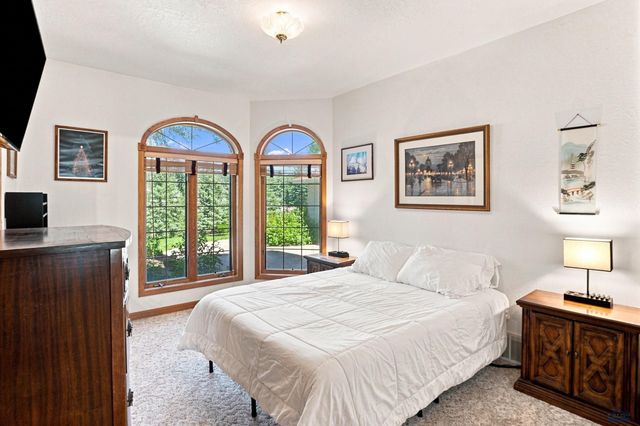 1901 HARMONY HEIGHTS LN, Rapid City, SD 57701