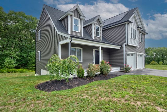 201 Cypress Dr, Brockton, MA 02301