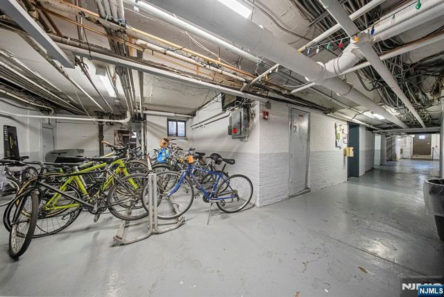 1055 Boulevard D3, Weehawken, NJ 07086