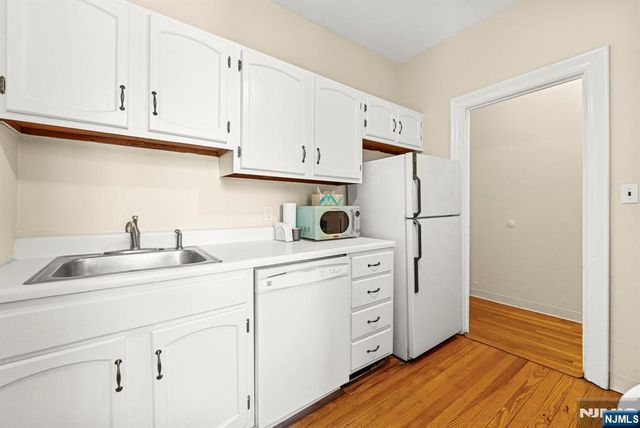 1055 Boulevard D3, Weehawken, NJ 07086
