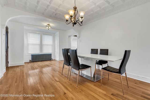 370 W Park Avenue, Oakhurst, NJ 07755