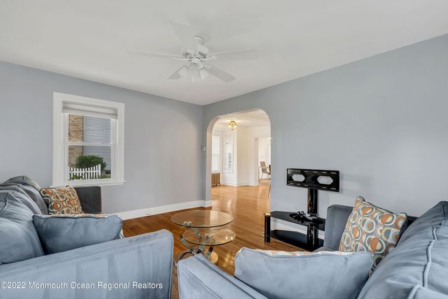 370 W Park Avenue, Oakhurst, NJ 07755