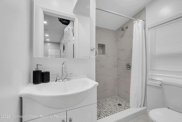 370 W Park Avenue, Oakhurst, NJ 07755