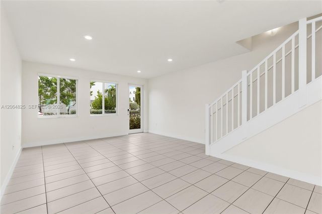 6416 NW 102nd Court 115, Doral, FL 33178