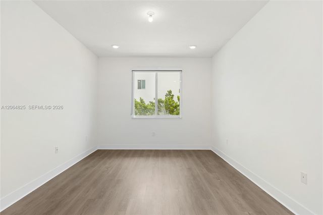 6416 NW 102nd Court 115, Doral, FL 33178