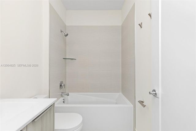 6416 NW 102nd Court 115, Doral, FL 33178