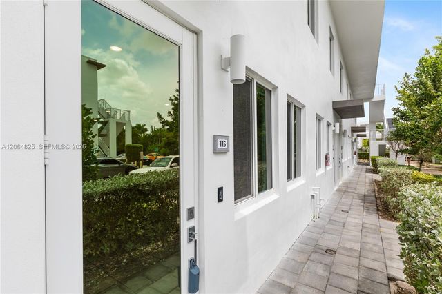 6416 NW 102nd Court 115, Doral, FL 33178