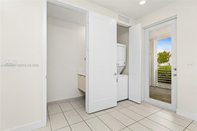 6416 NW 102nd Court 115, Doral, FL 33178