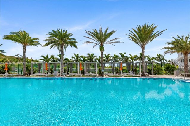 6416 NW 102nd Court 115, Doral, FL 33178