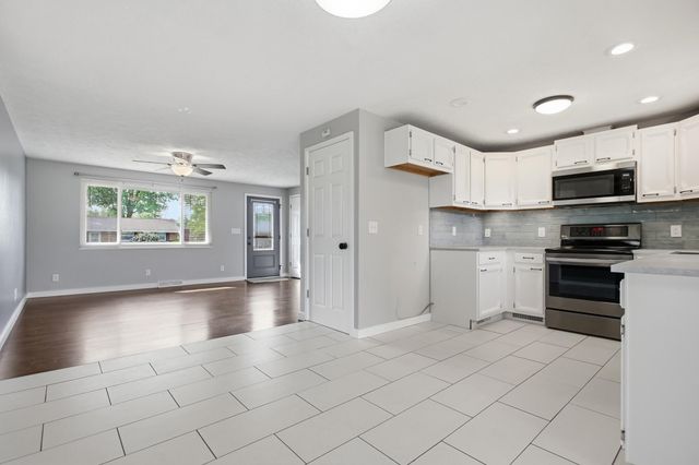 1015 Romanus Drive 1015 Romanus Drive, Vandalia, OH 45377