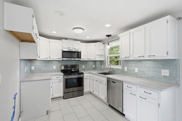 1015 Romanus Drive 1015 Romanus Drive, Vandalia, OH 45377