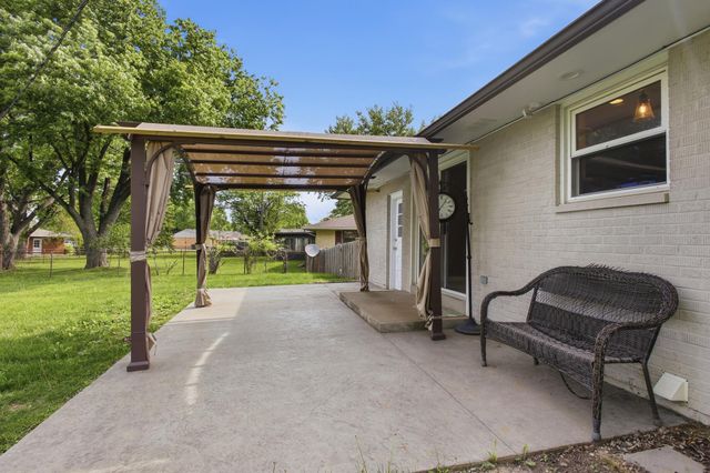 1015 Romanus Drive 1015 Romanus Drive, Vandalia, OH 45377