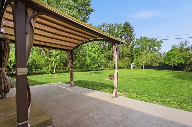 1015 Romanus Drive 1015 Romanus Drive, Vandalia, OH 45377