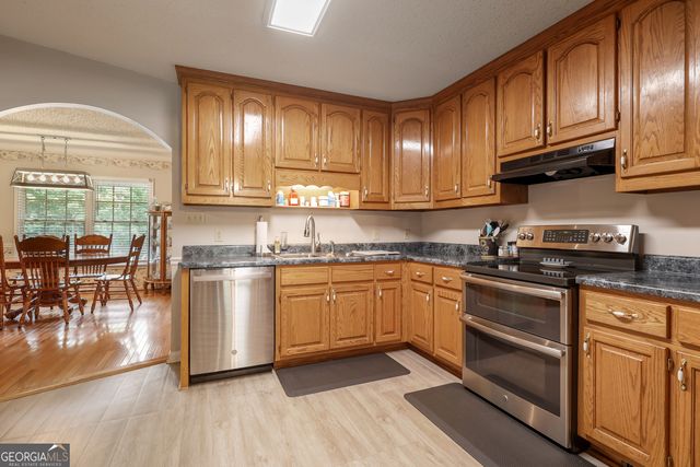 335 New Morn Drive, Mcdonough, GA 30253