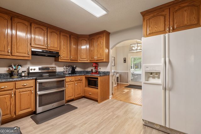 335 New Morn Drive, Mcdonough, GA 30253