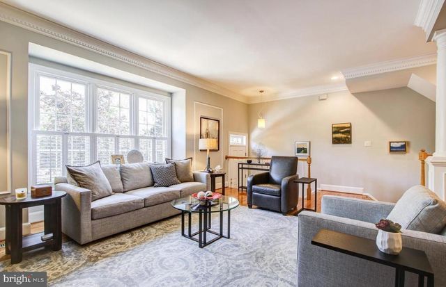 9936 FOXBOROUGH CIR, Rockville, MD 20850