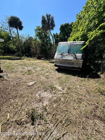 305 Cherry Laurel Avenue, Cocoa, FL 32926