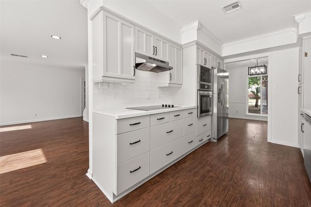 6211 Allentown Drive, Spring, TX 77389