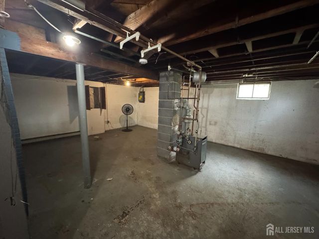 65 Lehigh Avenue, Piscataway, NJ 08854