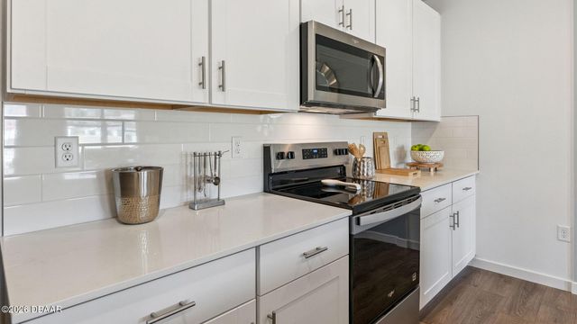 2500 Kinsale Lane, Ormond Beach, FL 32174