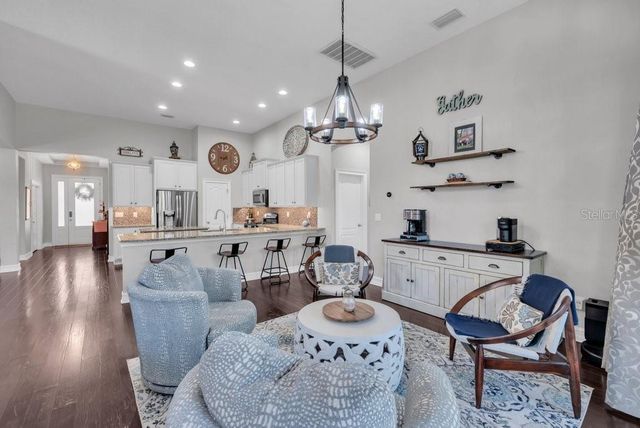 5203 SPARROWGLEN PLACE, Lithia, FL 33547