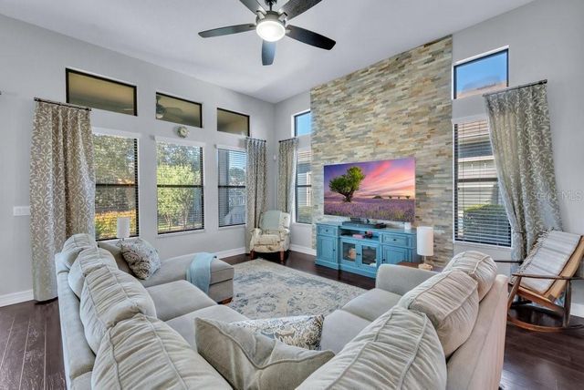 5203 SPARROWGLEN PLACE, Lithia, FL 33547