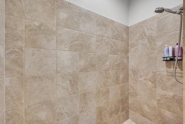 5203 SPARROWGLEN PLACE, Lithia, FL 33547