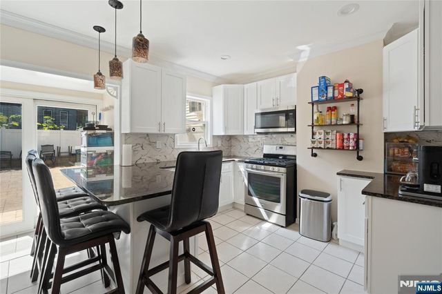 517 Monastery Place, Union City, NJ 07087