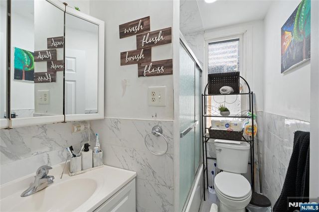 517 Monastery Place, Union City, NJ 07087