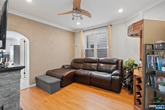 517 Monastery Place, Union City, NJ 07087