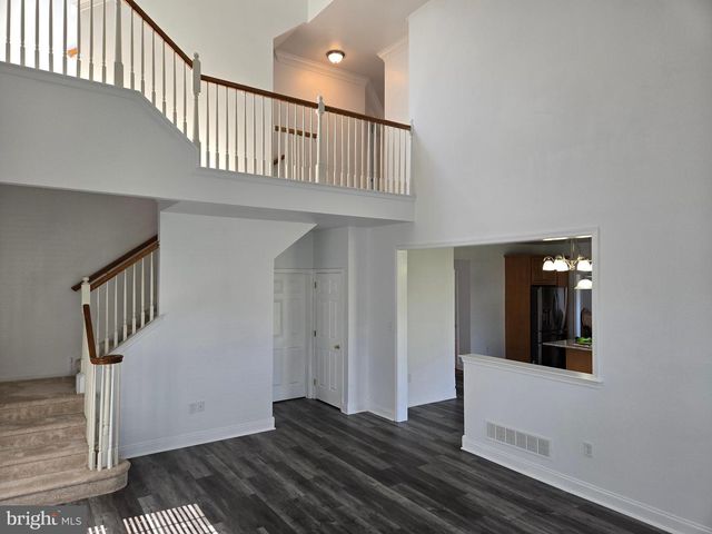 100 LILAC LN, Gilbertsville, PA 19525