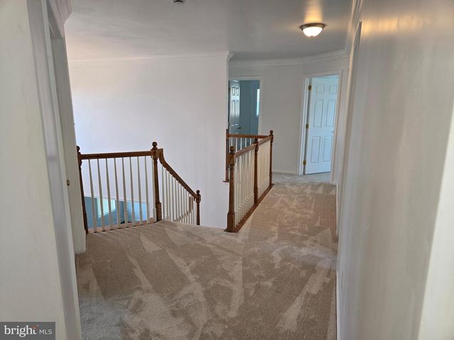 100 LILAC LN, Gilbertsville, PA 19525