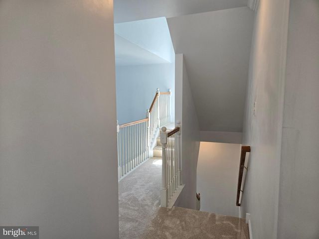 100 LILAC LN, Gilbertsville, PA 19525